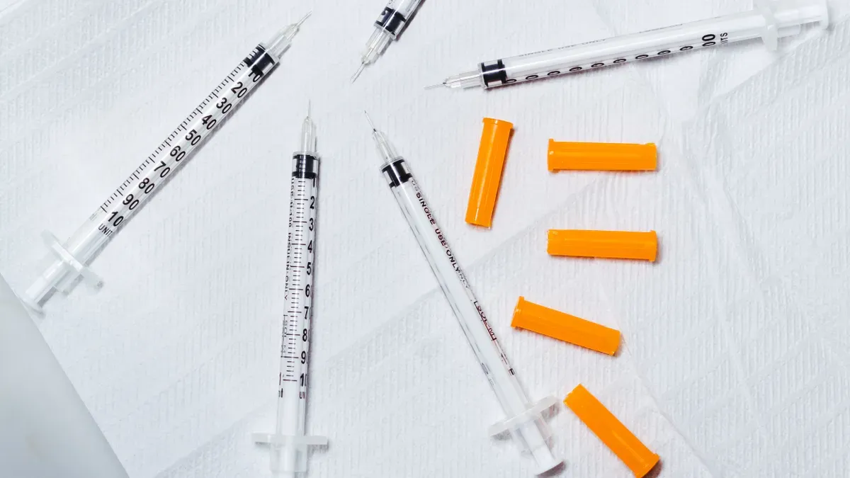 What is the difference between Luer Lock and Luer Slip Syringes?