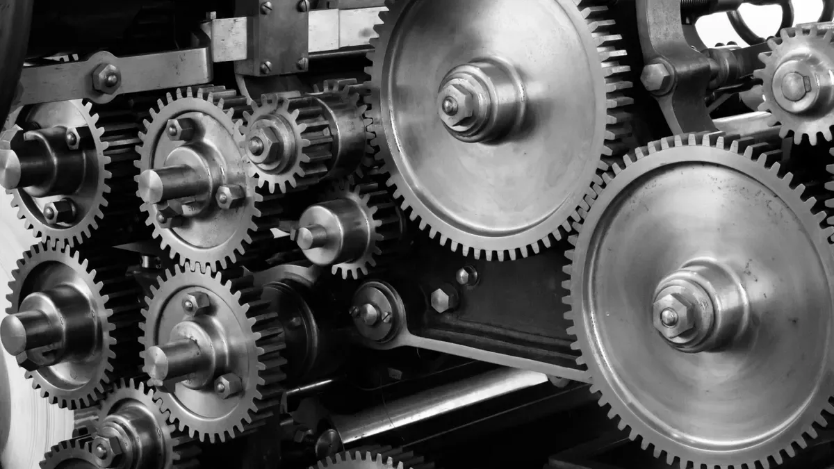 Worm Gear vs. Planetary Gears at a Glance