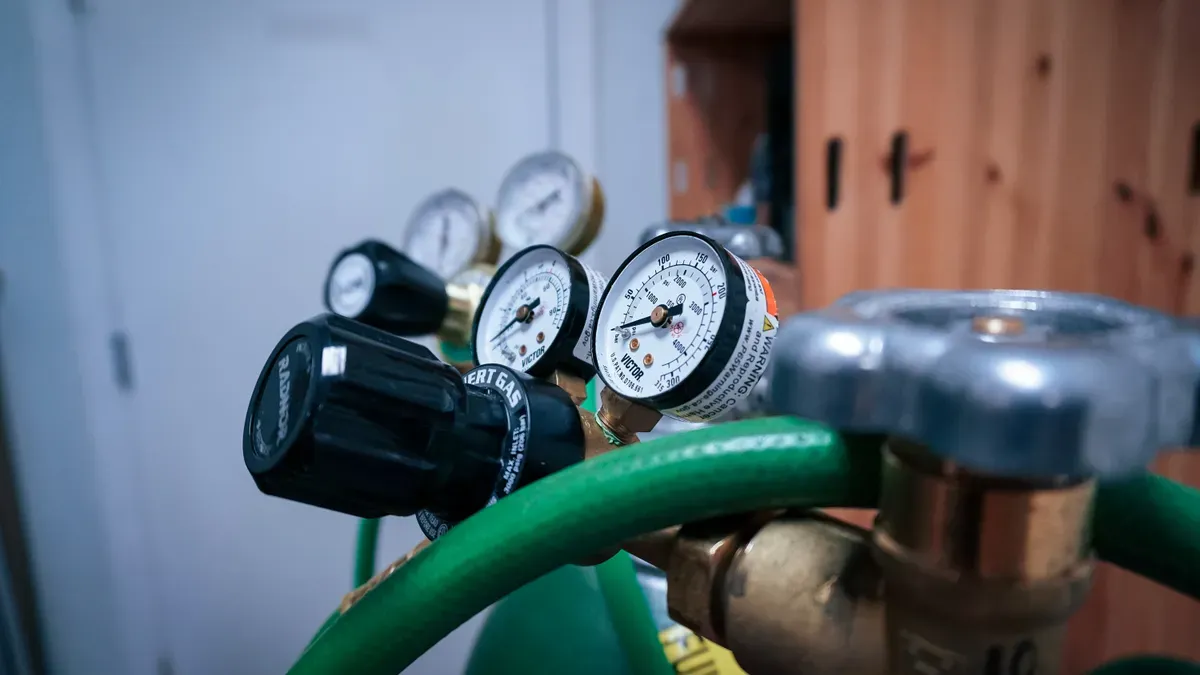 Key Trends in Fire Extinguisher Gauges