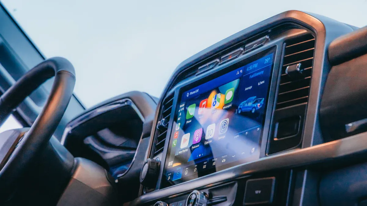 Android車載プレイとCarPlay対応製品の価格と購入ガイド2025