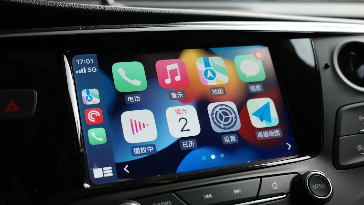 Android AutoとCarPlay対応製品の最新レビュー2025年版