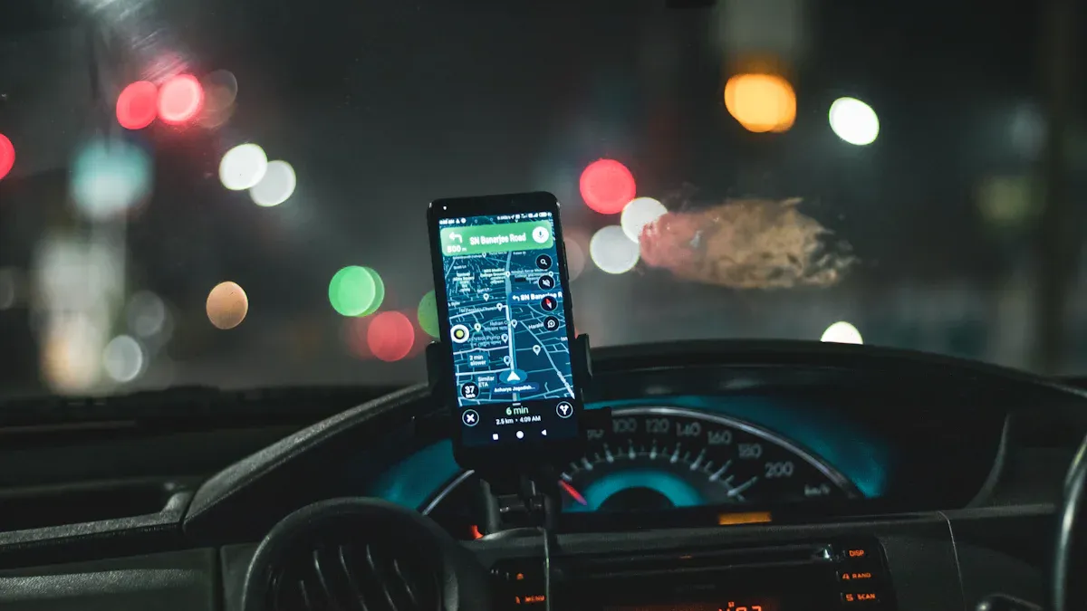 Best CarPlay Converter Devices for a Smooth Driving Experience