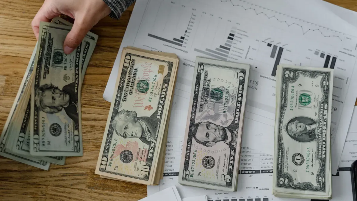 Understanding FX Spreads and Rewards
