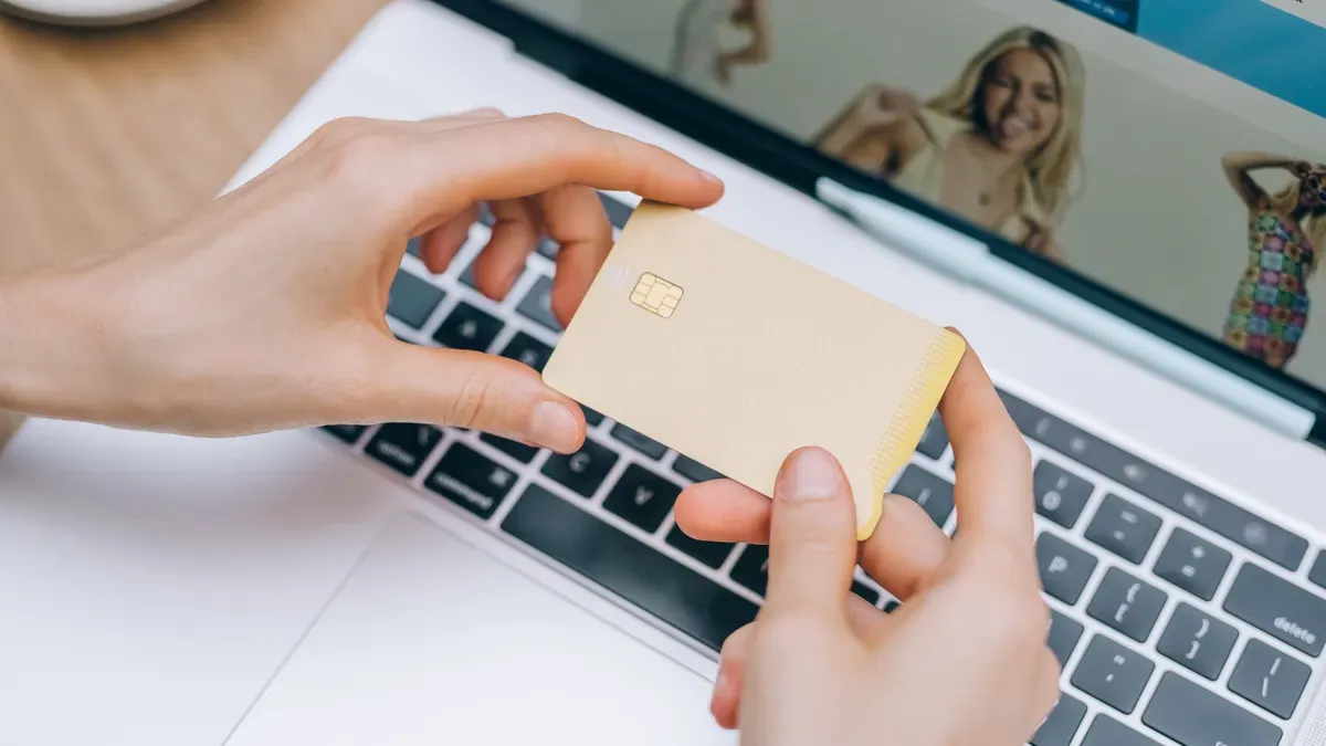 Benefits and Drawbacks of a Virtual Card