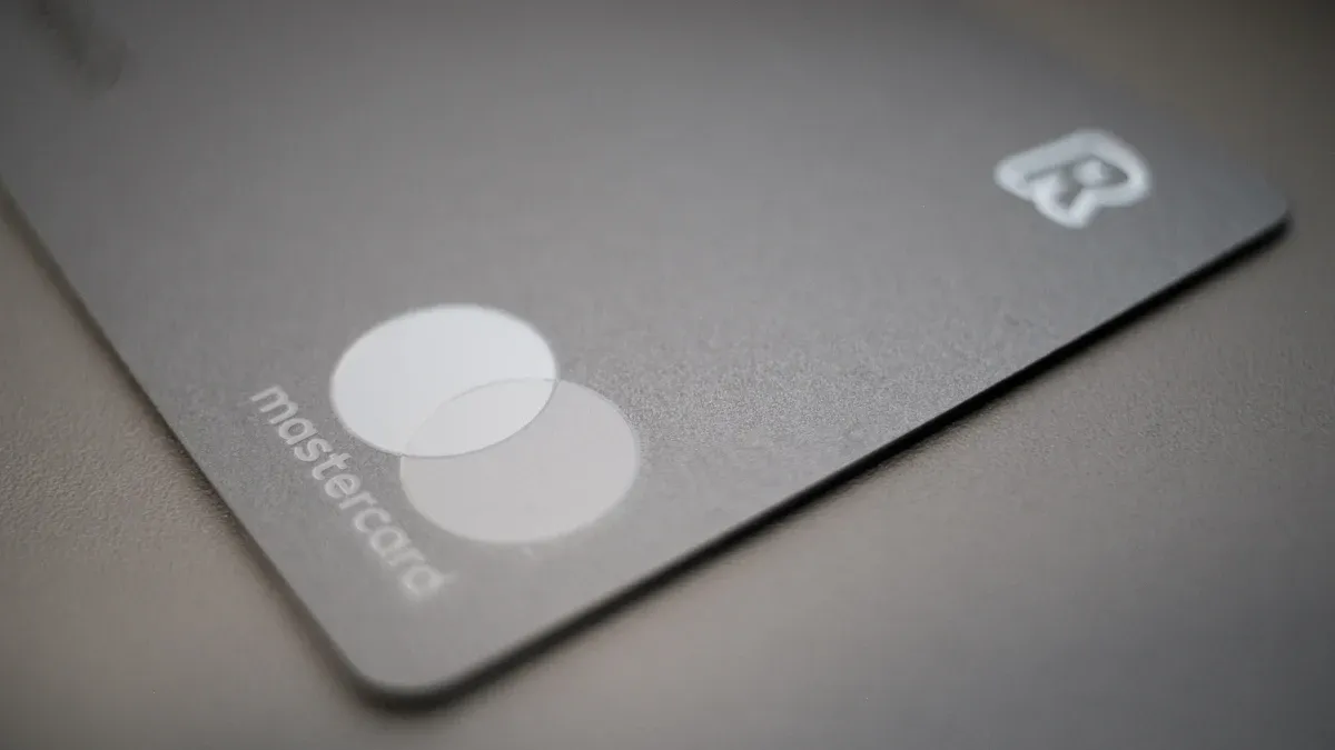 Best Crypto Card Comparison Table