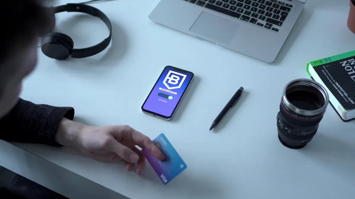 How Crypto Card Services Work