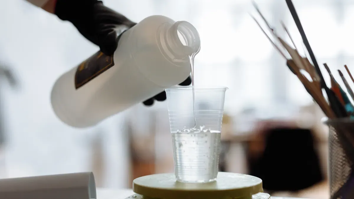 Which MB static mixer works better for epoxy resin and AB glue?