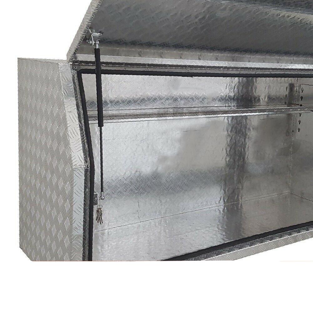 Durability and Weather Resistance of Diamond Plate Tool Boxes