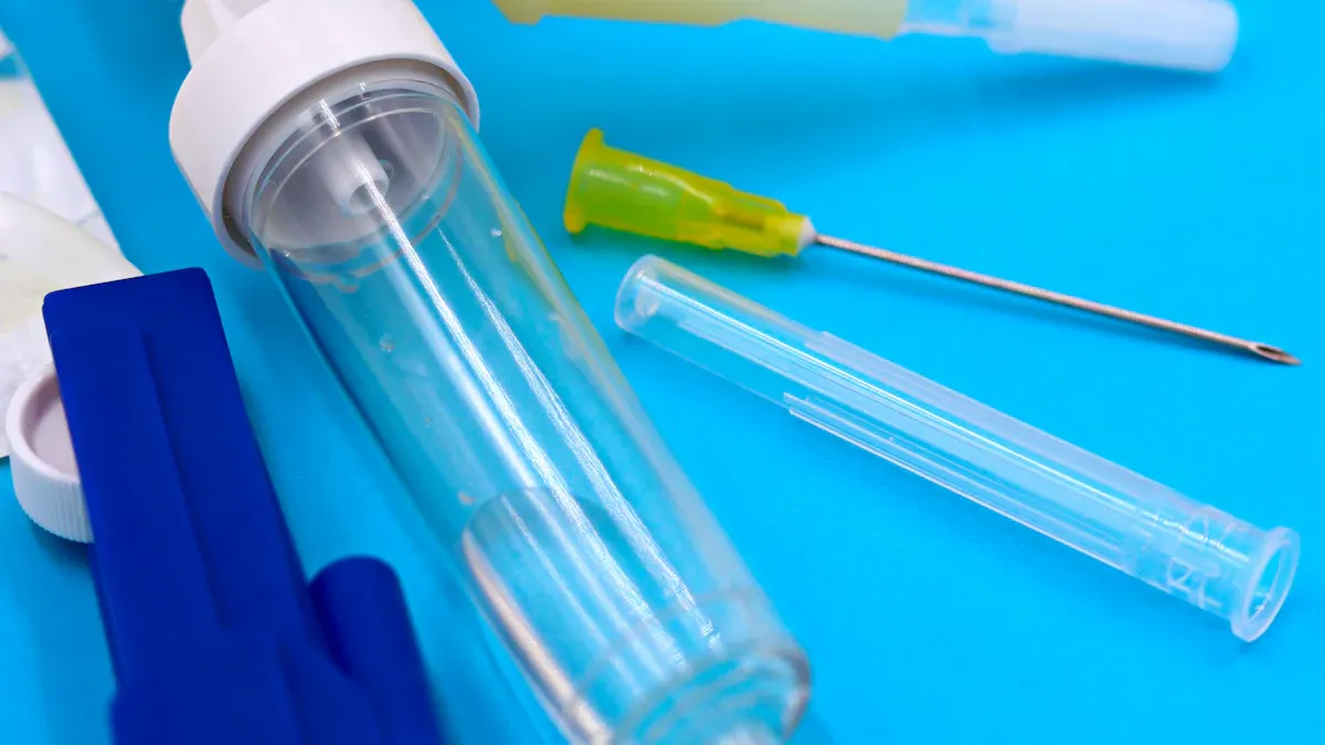 Low-profile nitinol tubing reduce crossing profile