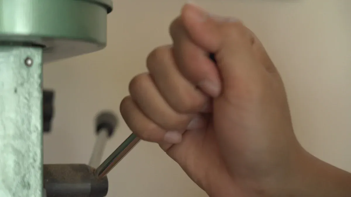 Nitinol Tube Tensile Strength Test