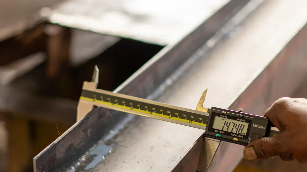 Maintaining wall thickness consistency in PET heat shrink mass production