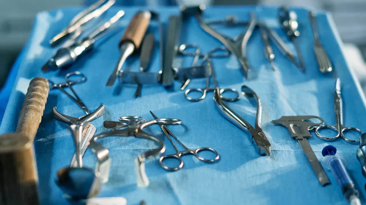 Advantages of Nitinol in Surgical Tools