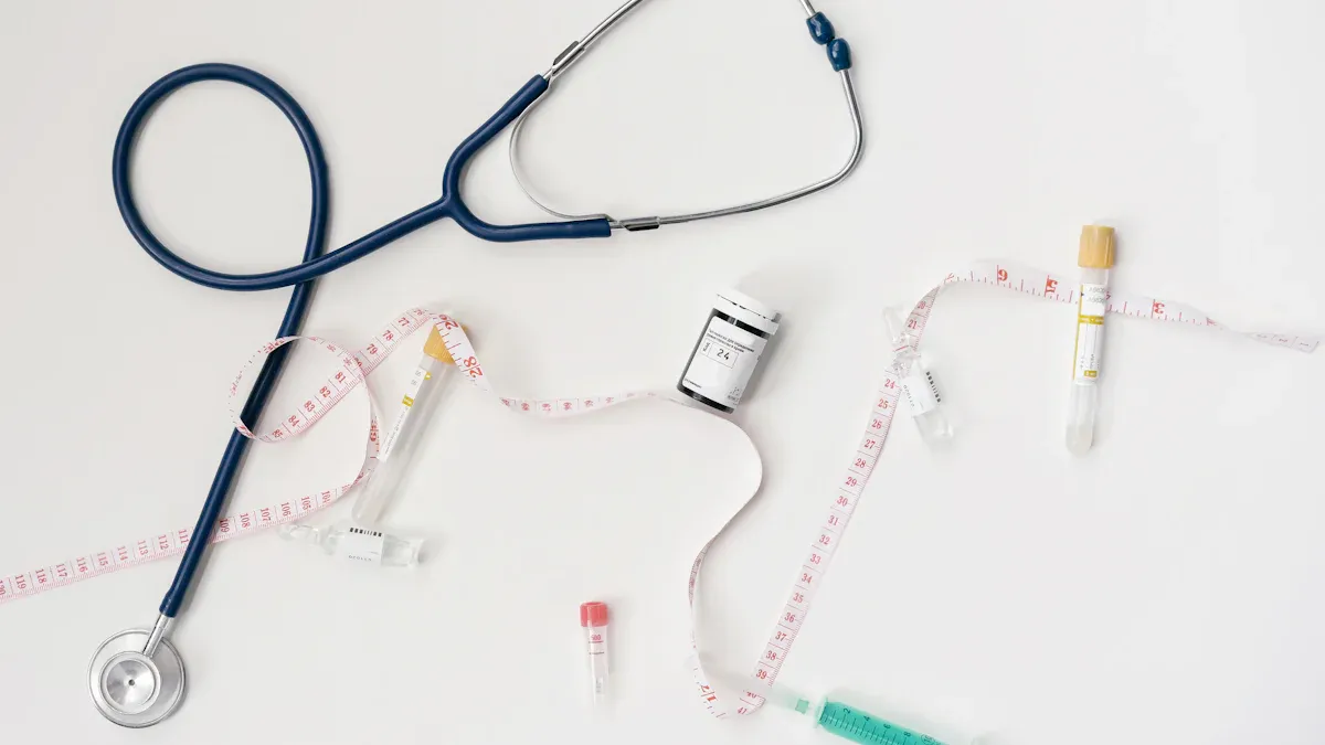 How Hydrophilic Coatings Improve the Performance of Nitinol Tubing in Medical Devices