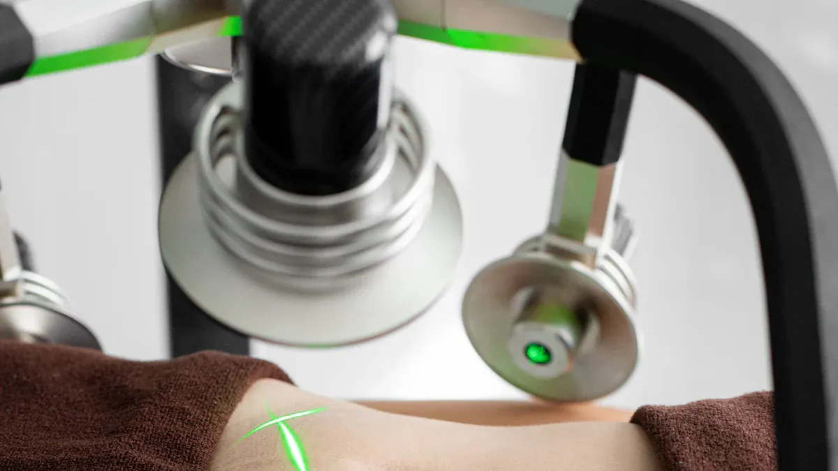 Low-profile nitinol tubing reduce crossing profile for easier device use