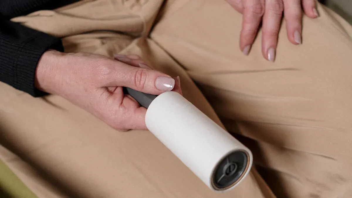 How to Remove Pills from Leggings