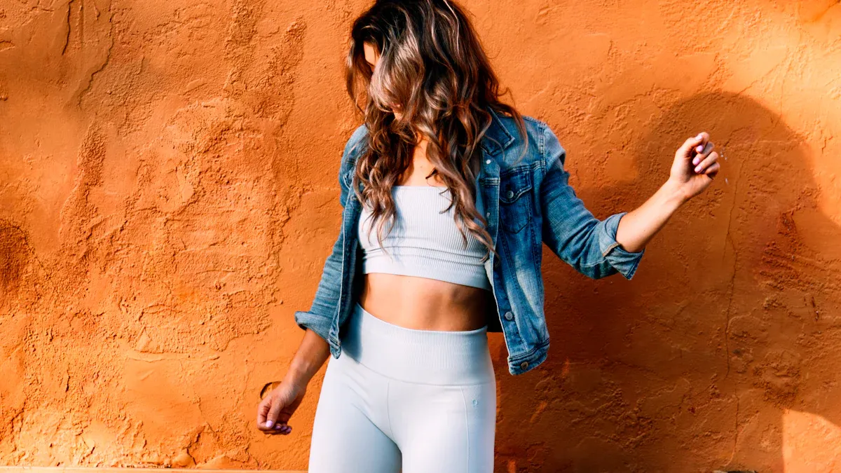 Style and Layering for Winter Workout Clothes