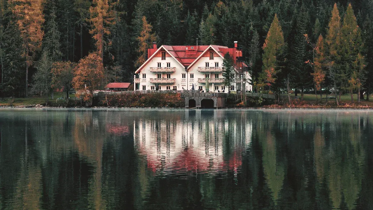 ELT and the Lakehouse: How They Fit Together