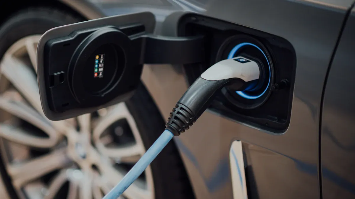 How to Choose Charging Connectors for International Electric-Bus Routes