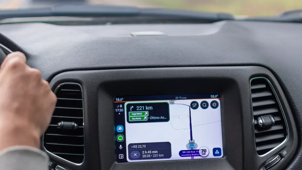 Prioritizing Smartphone Integration and Navigation Features
