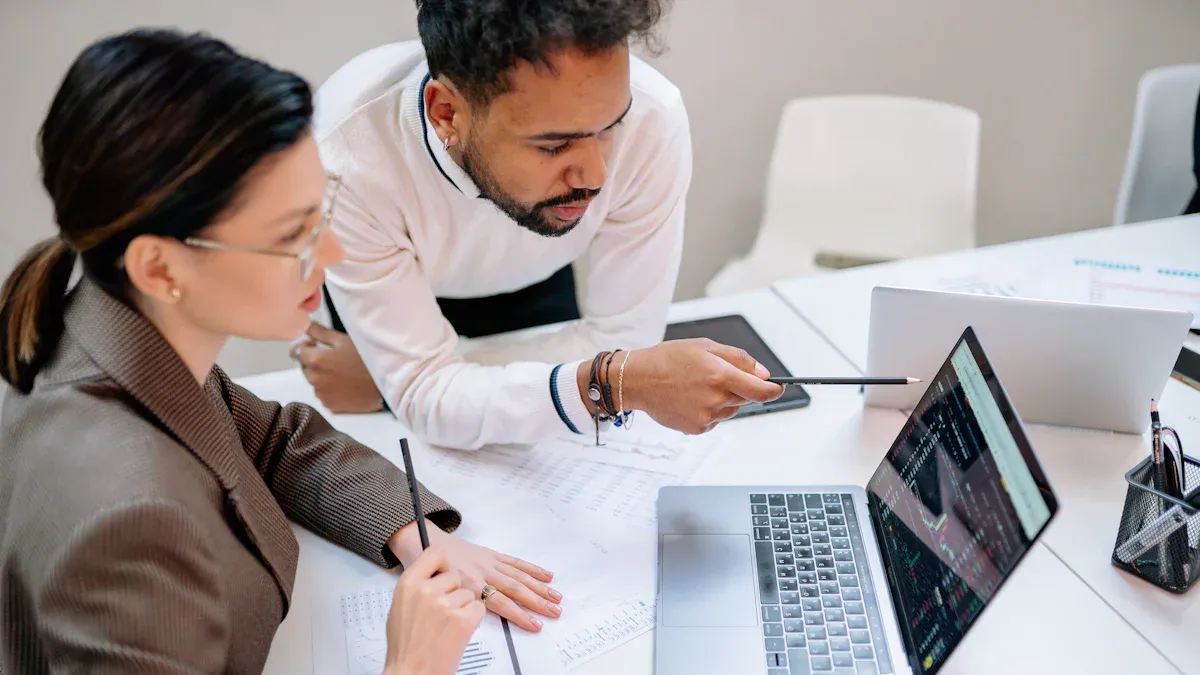 How Predictive HR Analytics Enhances Hiring Decisions