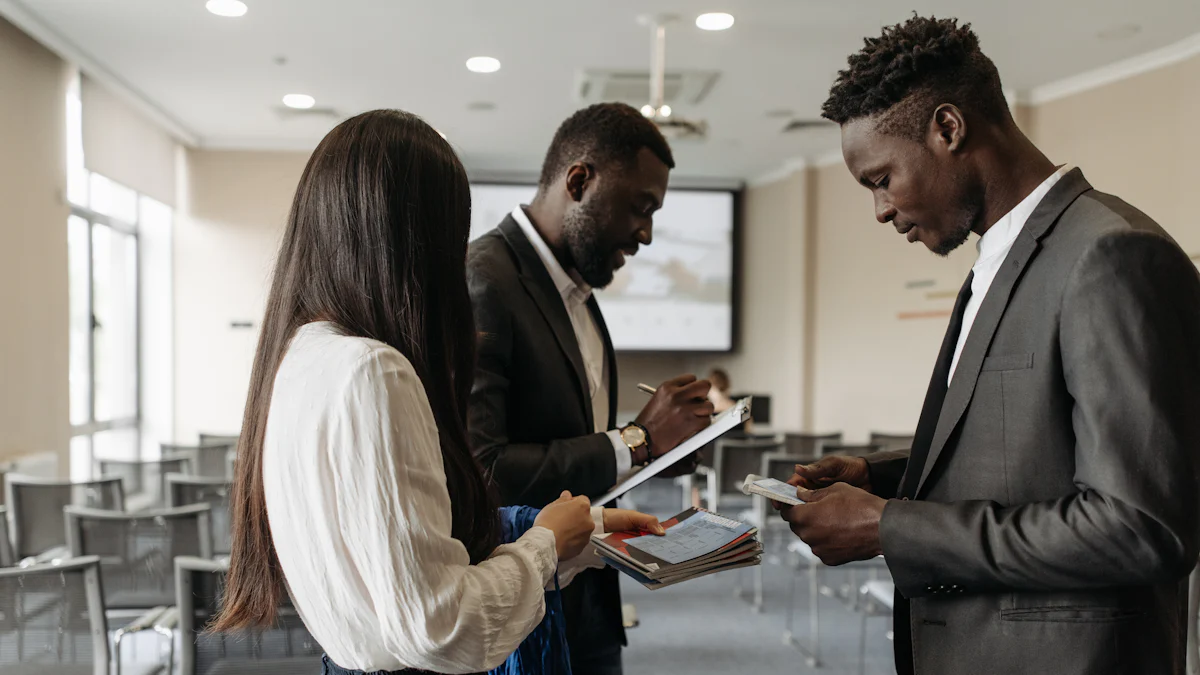 Leverage Social Media for Peer-to-Peer Recruiting