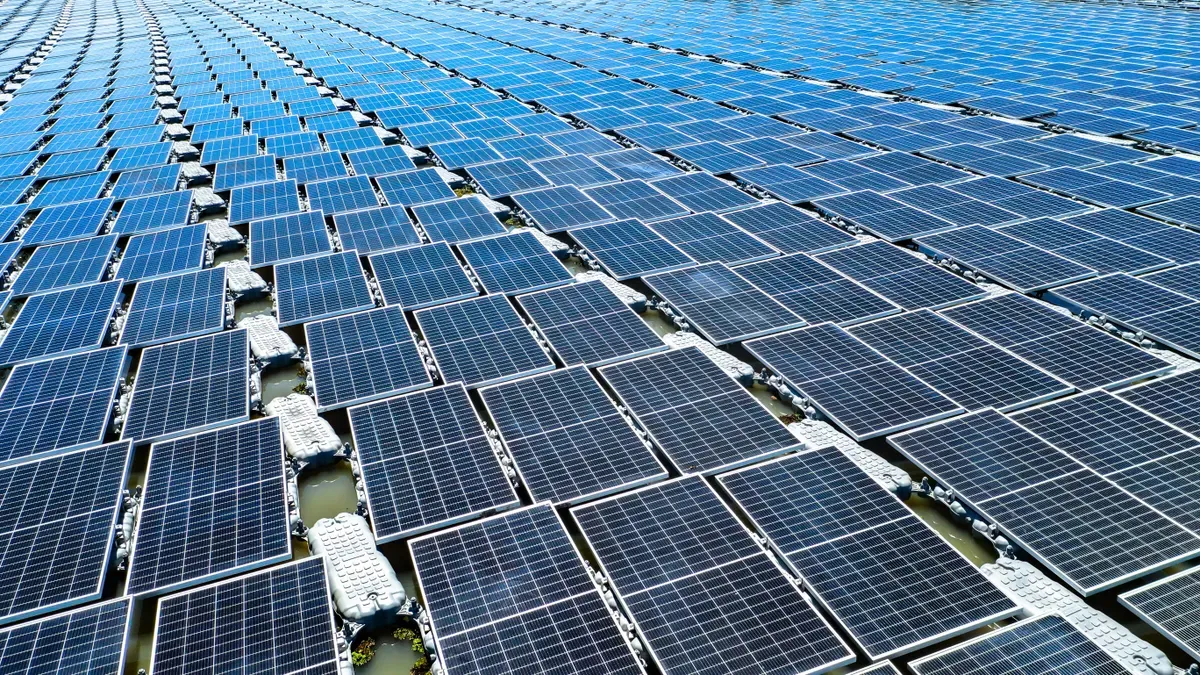 Top 600W Solar Panel Manufacturers