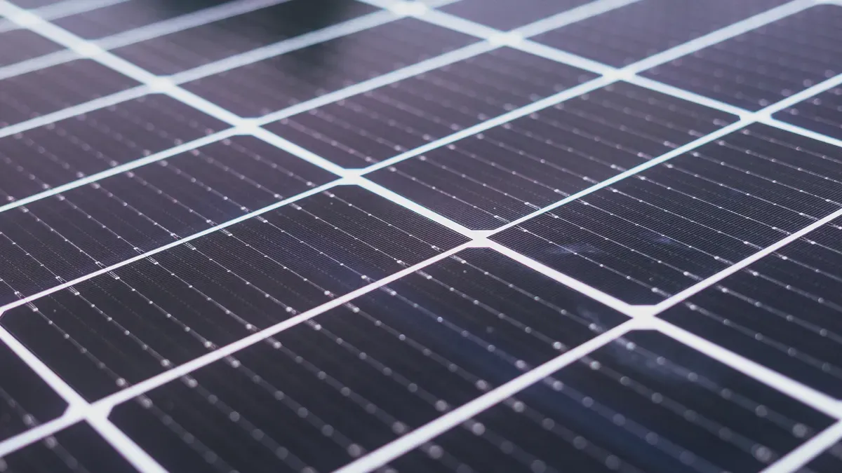 Technology Behind 600W Solar Panel