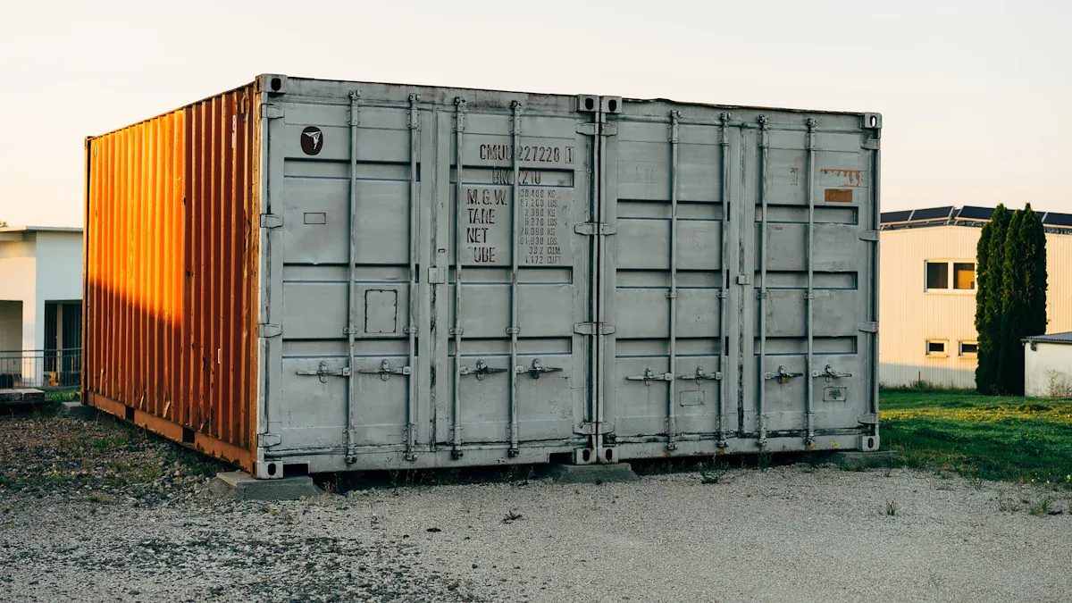 Expandable Container