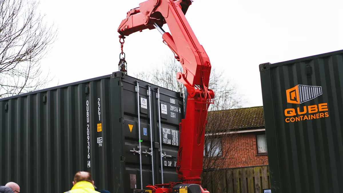 expandable container