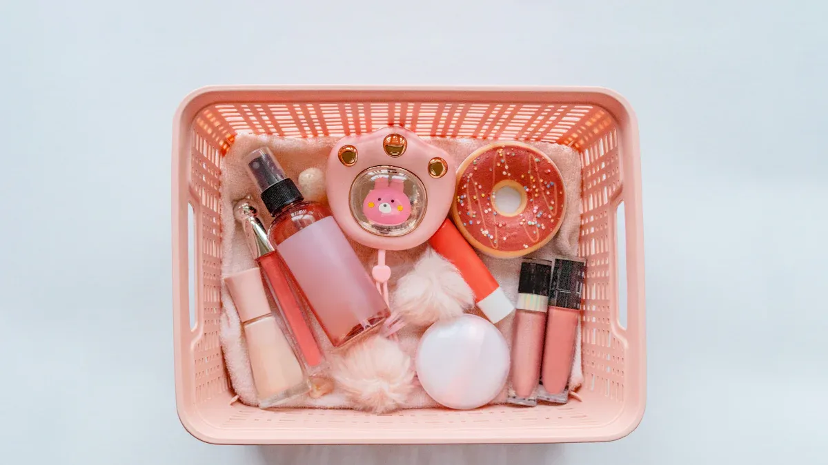 Pink zippered cardboard box for cosmetics