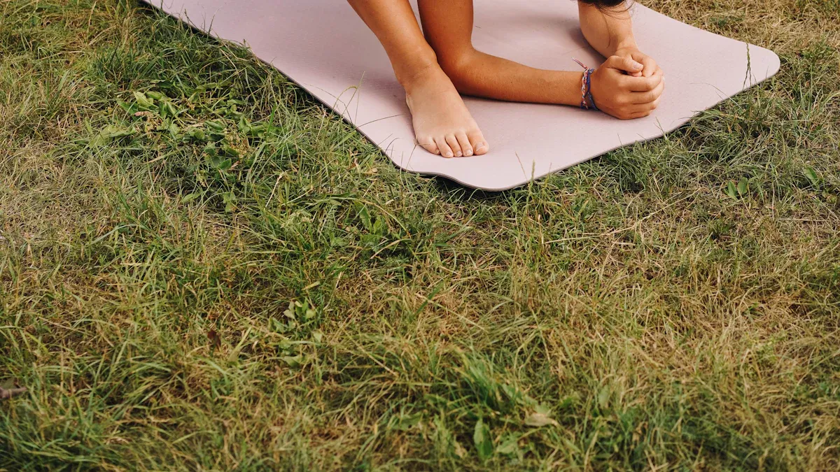 Yoga Mats & Foam Rollers: Eco-Material Compliance (REACH/RoHS) and Rebound Performance Checks.