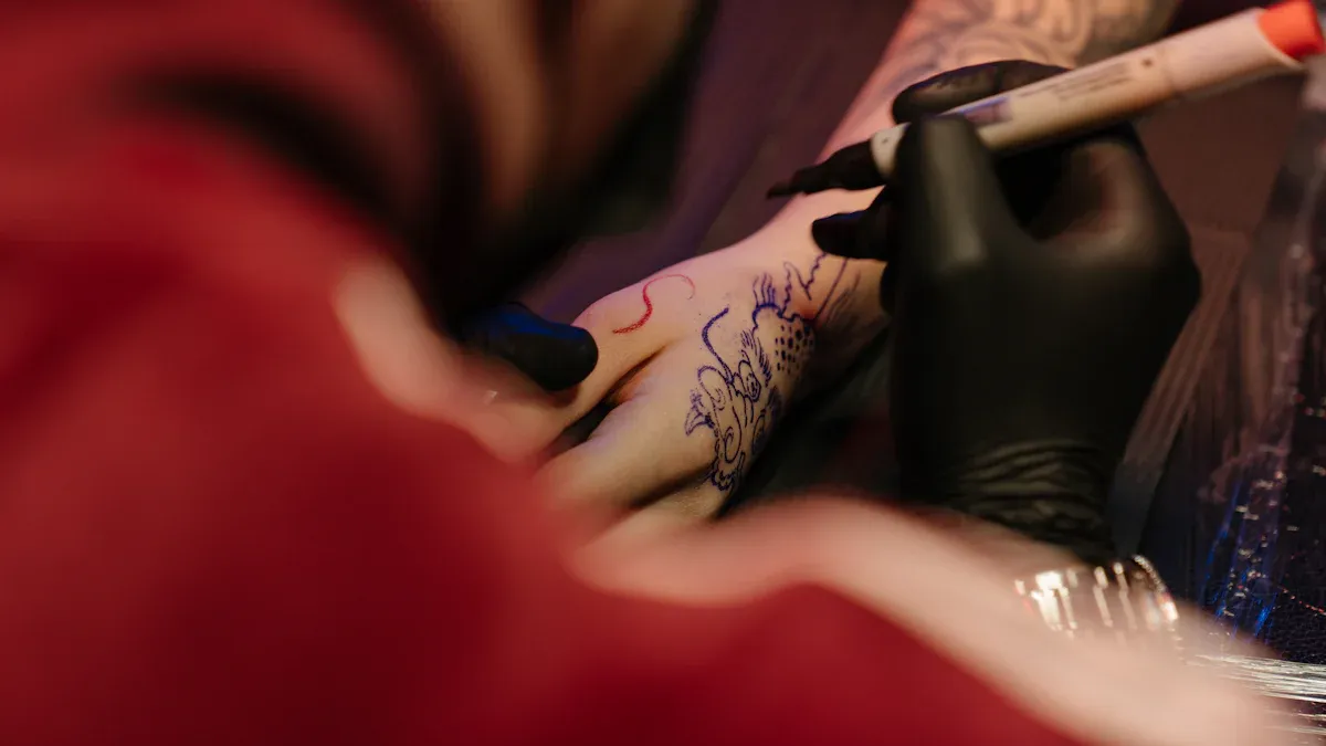 How Semi-Permanent Tattoos Differ from Permanent Tattoos