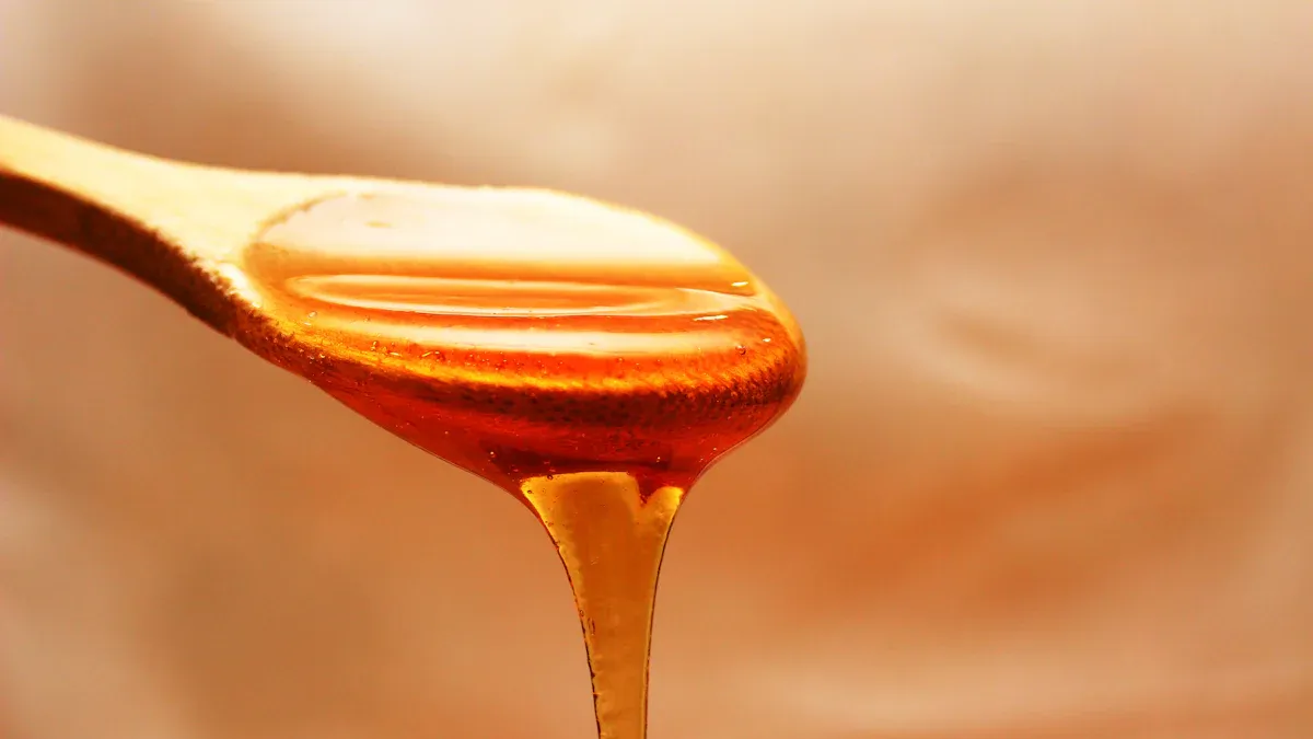 The Science Behind Tongkat Ali and Honey: Boosting Men’s Vitality Naturally