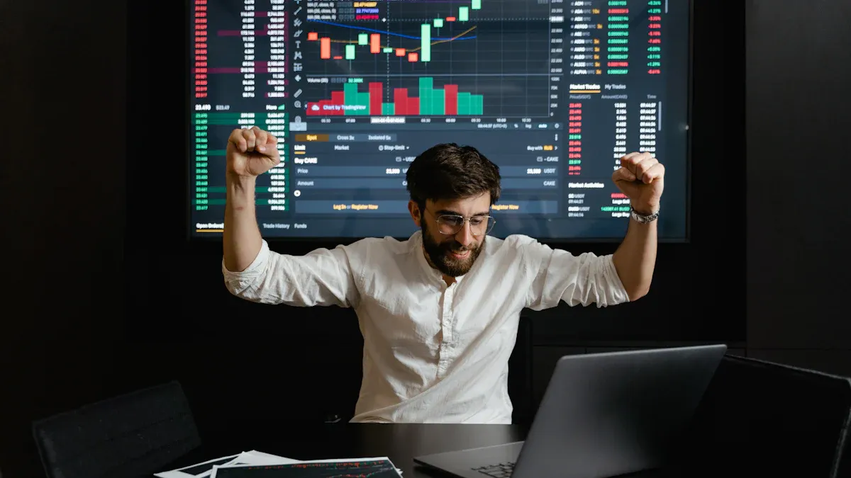 Top 5 formations réseaux sociaux pour réussir en 2025