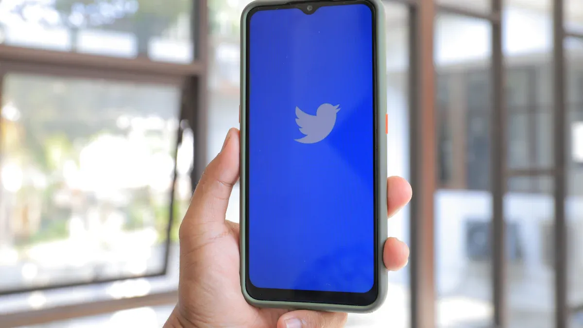 Guide complet pour ajuster vos messages privés sur Twitter