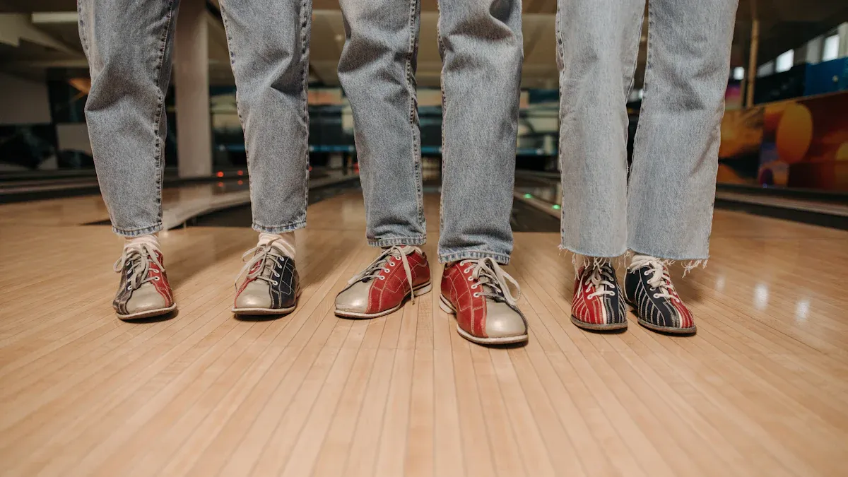 mens indoor bowling shoes