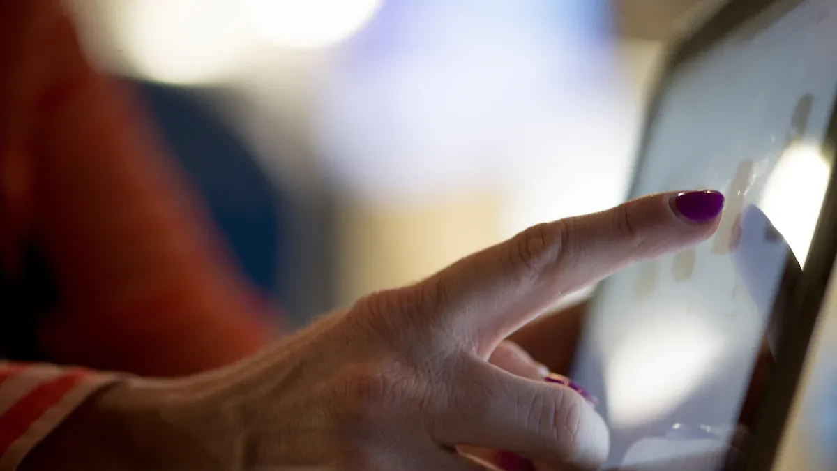 news-1-1 Why Choose a Large Touch Display?