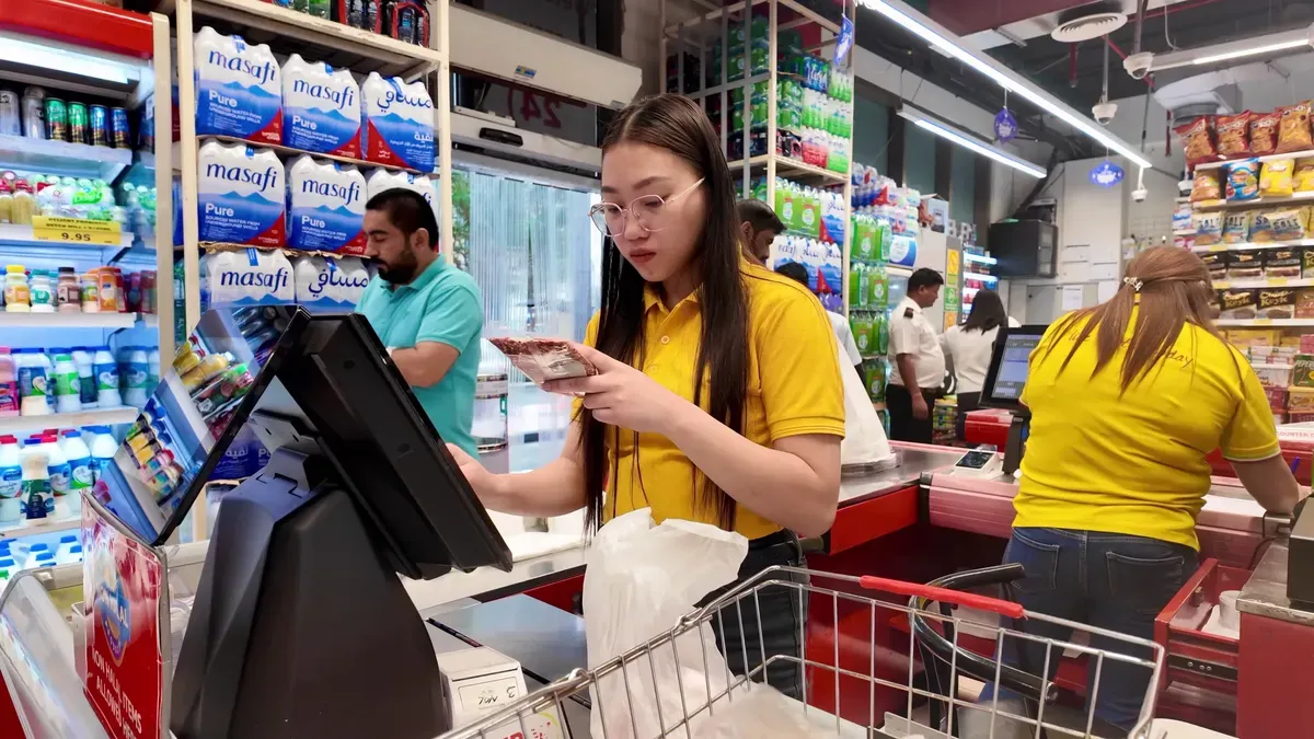 The Mechanics of Cashierless Checkout: Cameras, Sensors, and AI