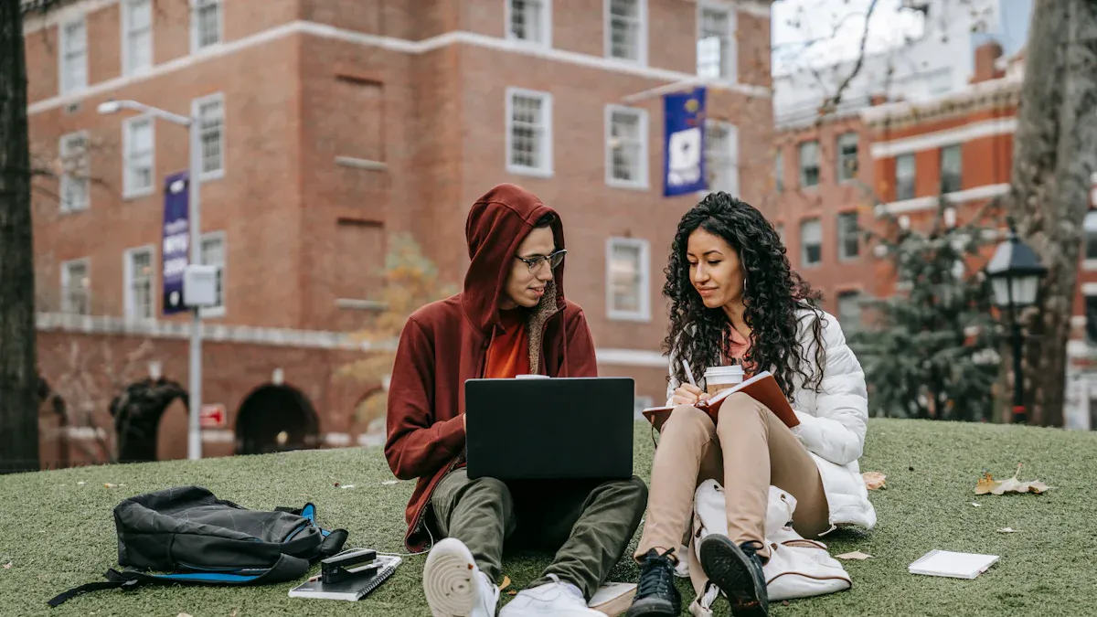 Key Benefits of Autonomous Stores for Students and Universities