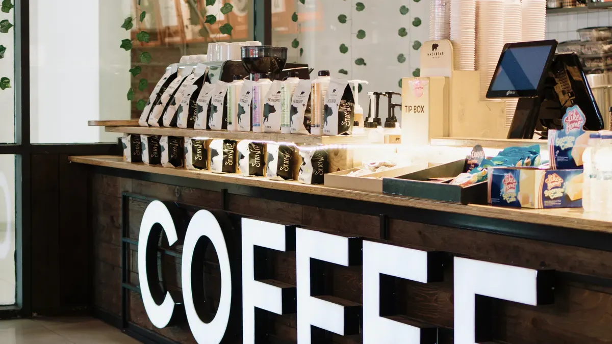5 Scenarios Where an Airport Cashierless Convenience Store Shines