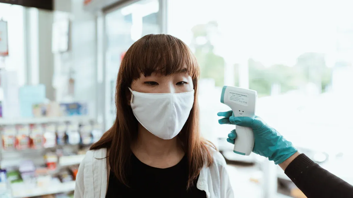 Front lines heroes in stores fighting opioid crisis