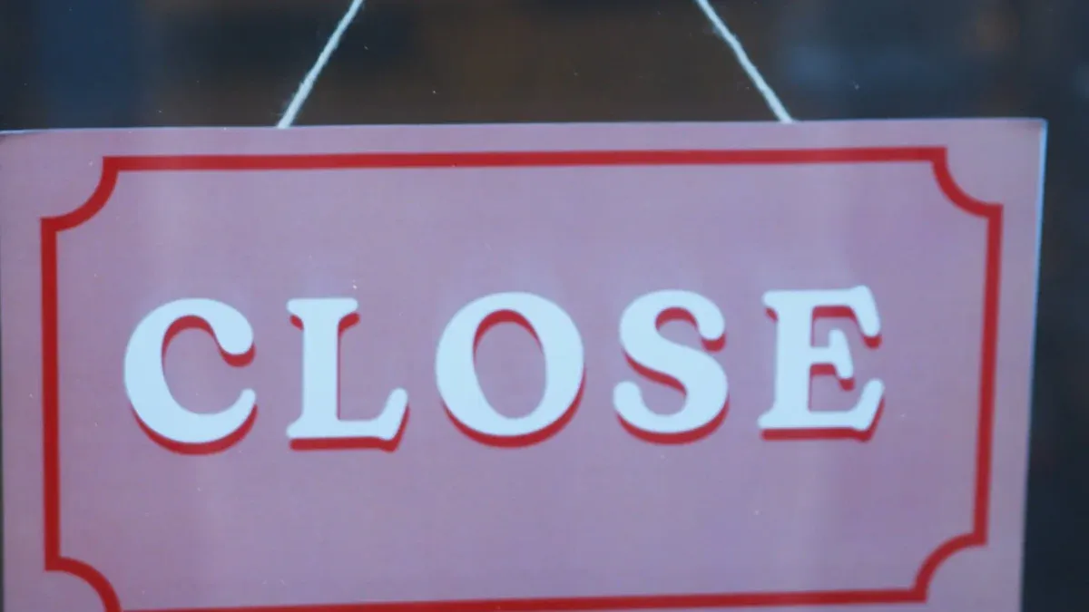 Walmart Closing Self-Checkout