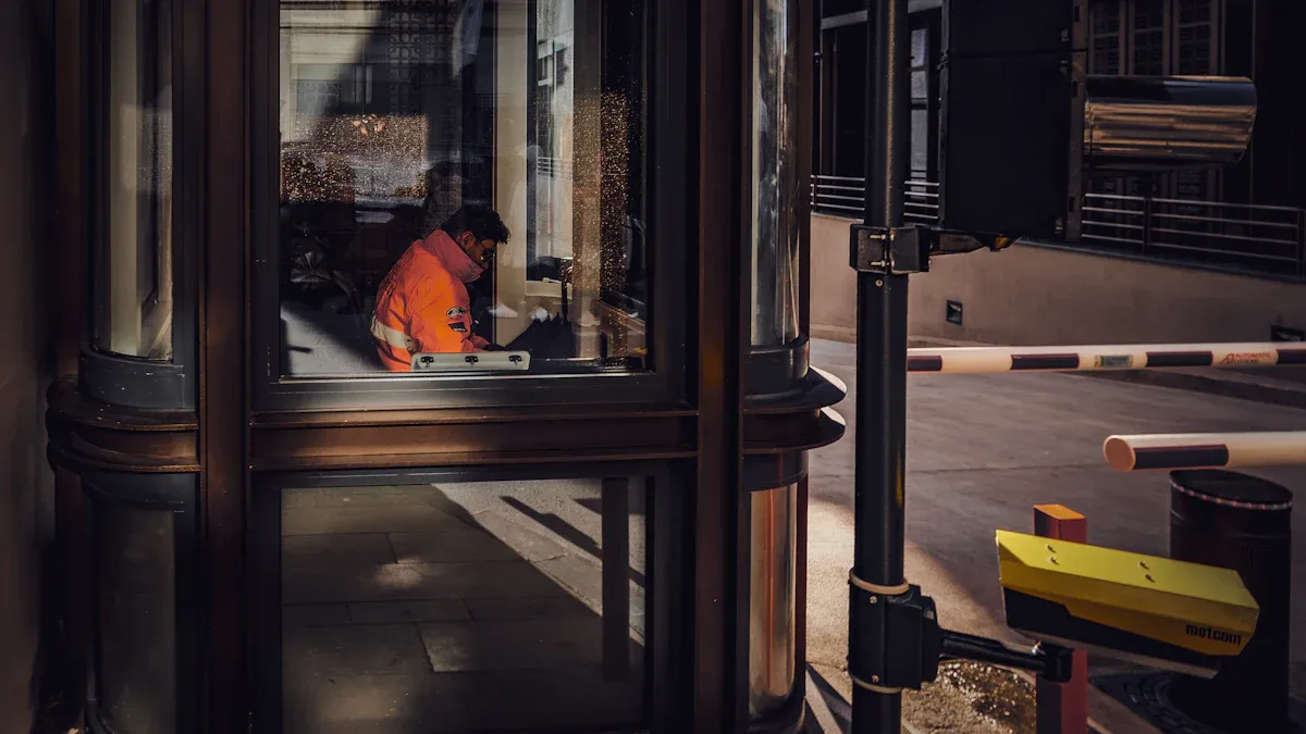How Unmanned Stores Are Tackling Shrinkage in 2025