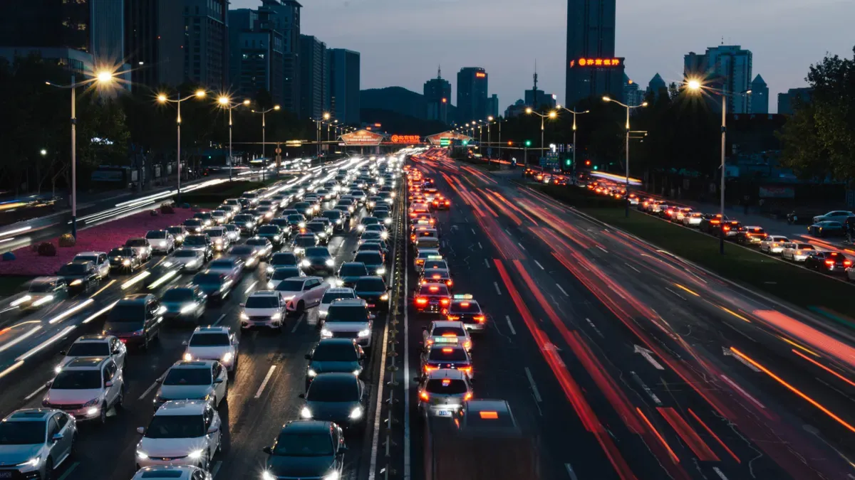 AI and Peak Passenger Flow Management