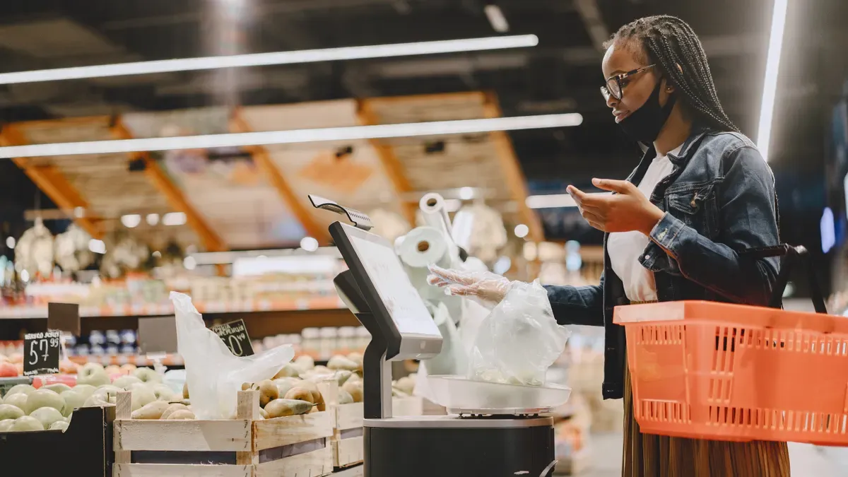 How Frictionless Checkout Enhances Terminal Retail