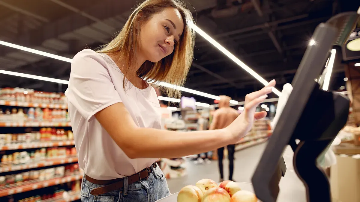 Self-Service Technology Evaluation in Real Stores
