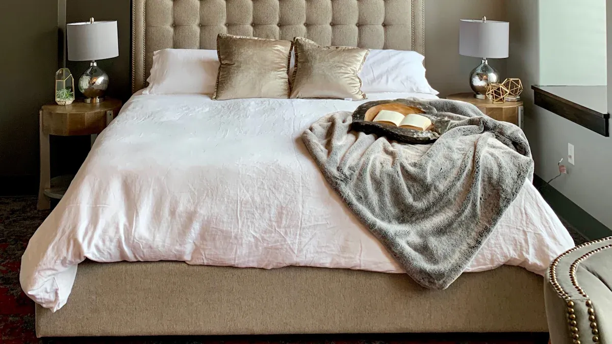 What Is Luxury Hotel Bedding