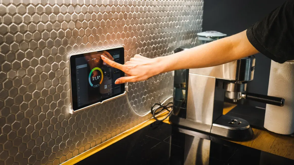 Technical Architecture of an AI Convenience Store