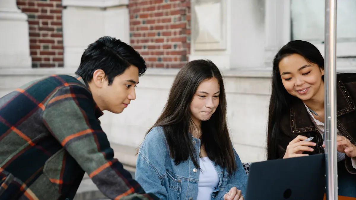 How to upgrade an existing store into a cashierless format in universities and campus retail