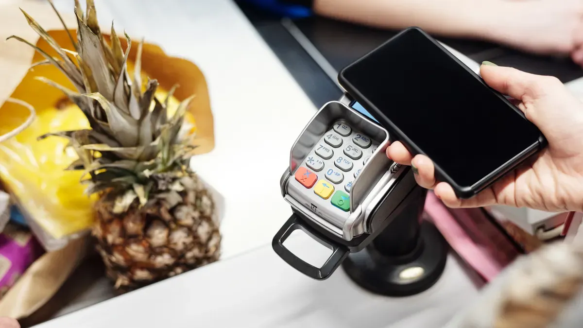 The Tech Behind a Cashierless Store